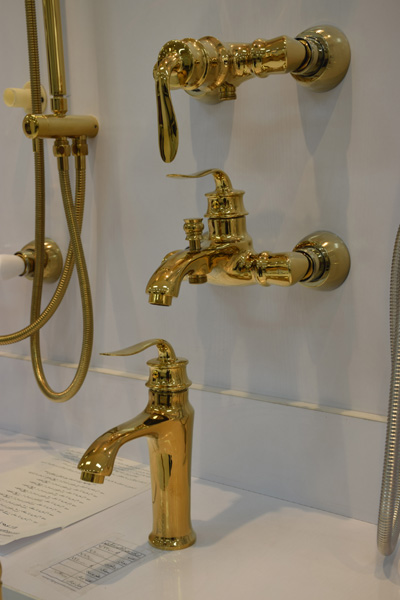 شیرآلات آشپزخانه و سرویس