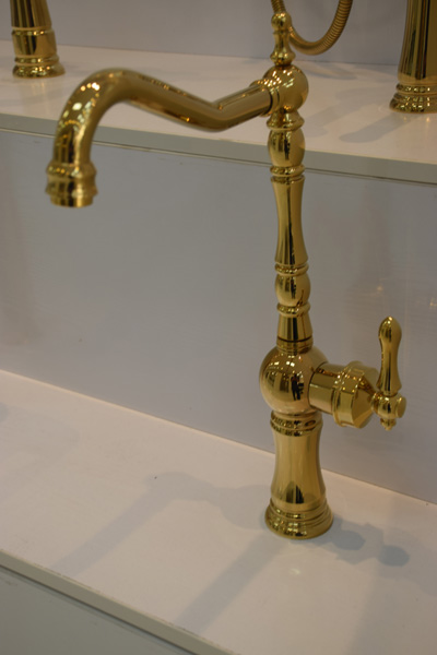 شیرآلات آشپزخانه و سرویس