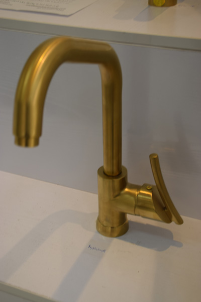 شیرآلات آشپزخانه و سرویس