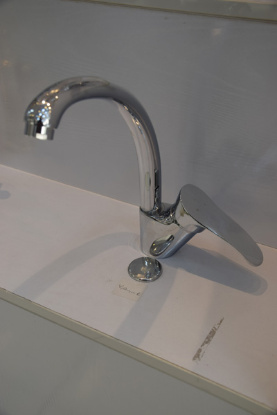 شیرآلات آشپزخانه و سرویس