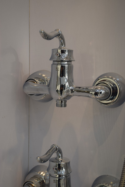 شیرآلات آشپزخانه و سرویس