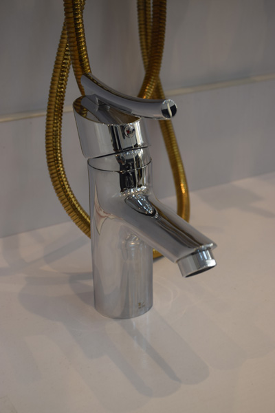 شیرآلات آشپزخانه و سرویس