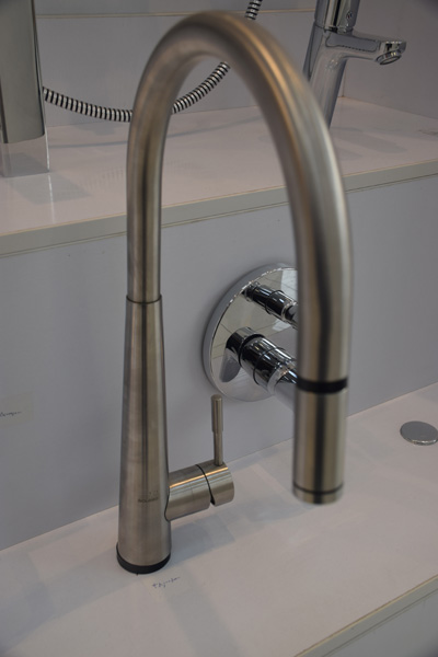 شیرآلات آشپزخانه و سرویس