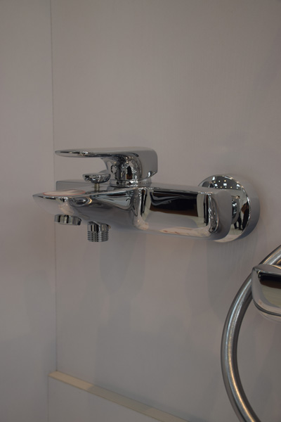 شیرآلات آشپزخانه و سرویس