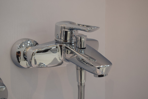 شیرآلات آشپزخانه و سرویس