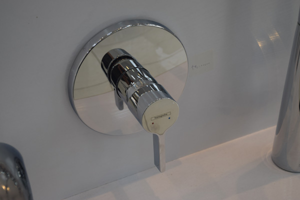 شیرآلات آشپزخانه و سرویس